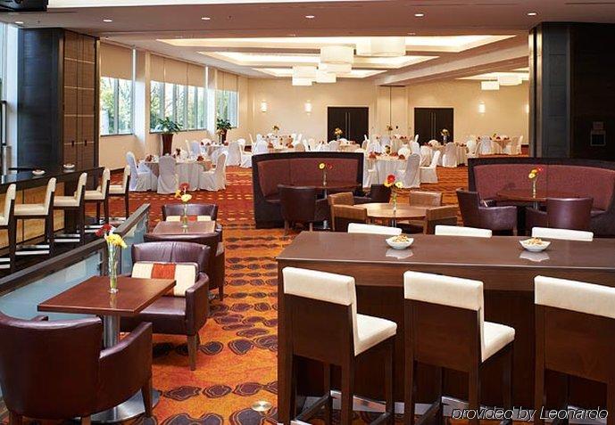 Hotel Indianapolis Marriott East Restaurant photo
